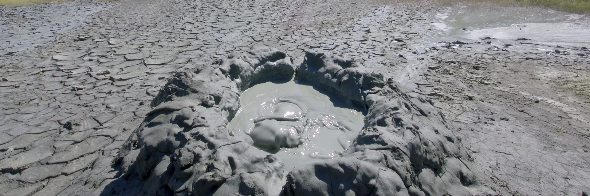 The mud Volcanoes path