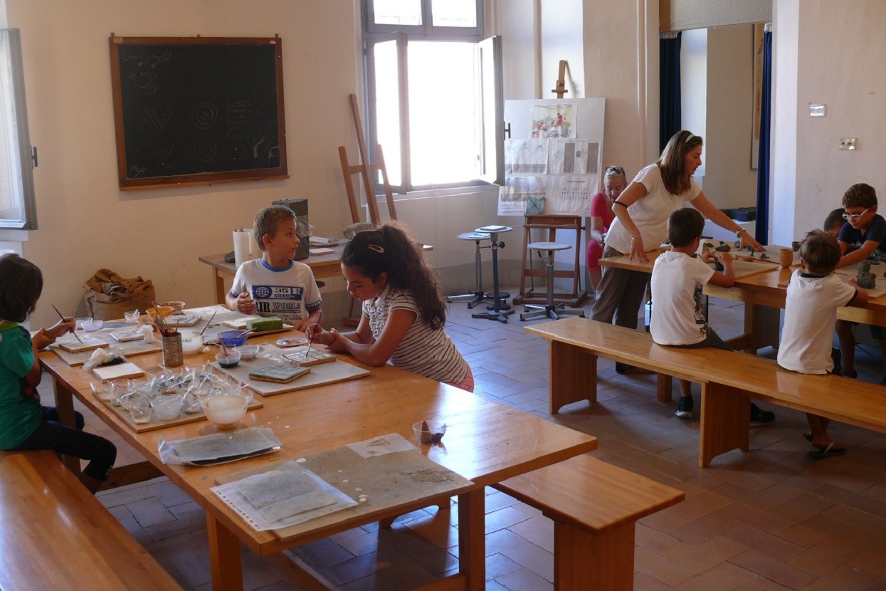 laboratorio ceramica.JPG