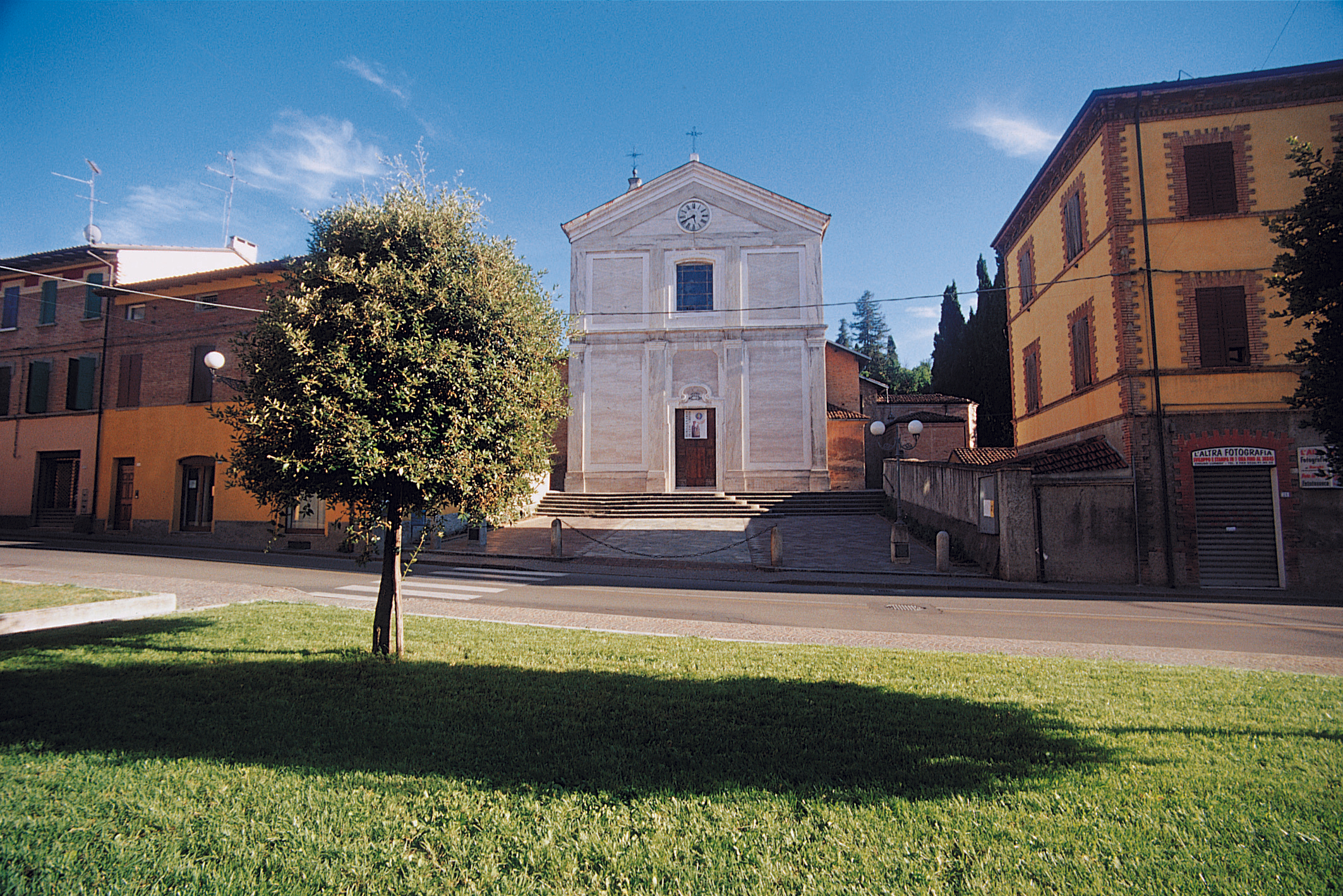 Chiesa Fiorano.jpeg