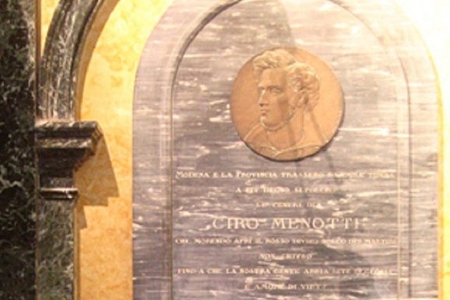 Tomba di Ciro Menotti